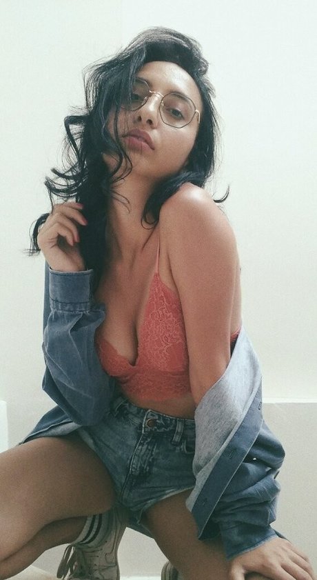 Kizillolita étoile chaude galeries