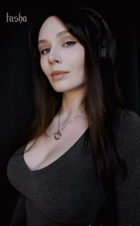 Tasha Leigh étoile chaude galeries