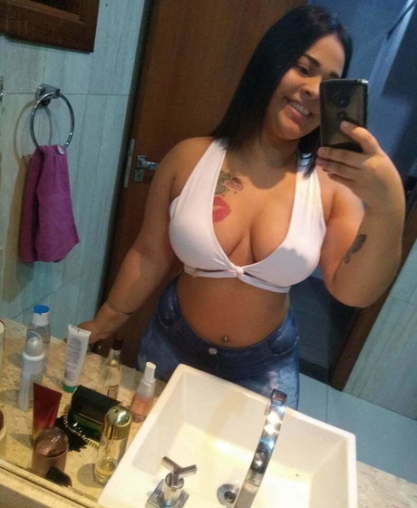 brune petite onlyfans porno xxx des photos