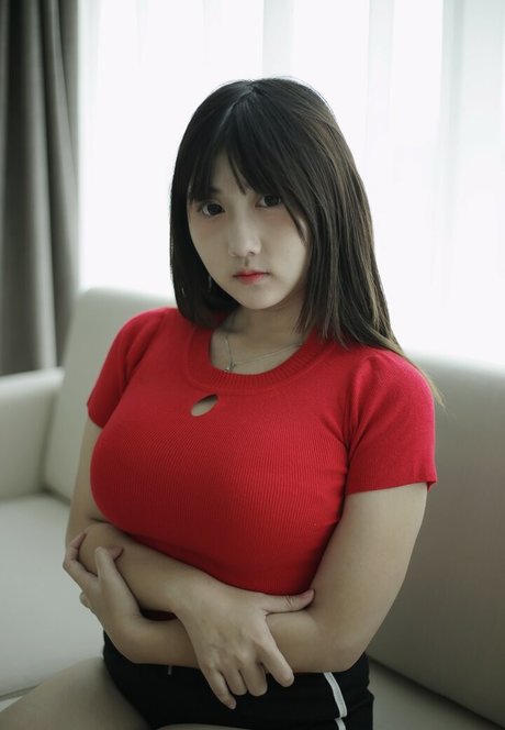 Dea Marella modèles nus images