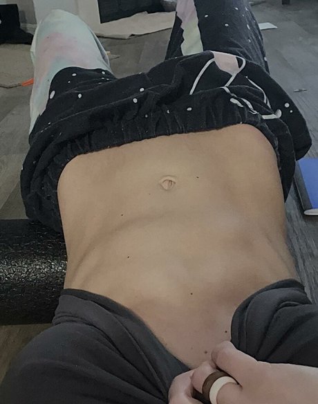 RiahJade star du porno nue photos