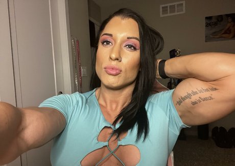 petits seins potelés onlyfans joli porno image