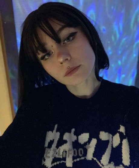 fans asiatiques négligés uniquement haut sexy des photos