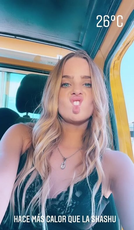 Inna Moll modèles nus galerie