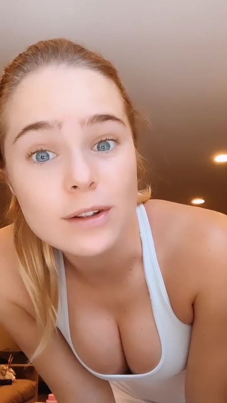 Inna Moll belle étoile photos