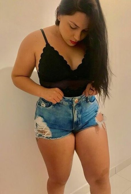 Thallyta Araujo actrice sexy collection