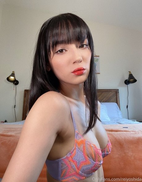 Rei Yoshida modèle de sexe images