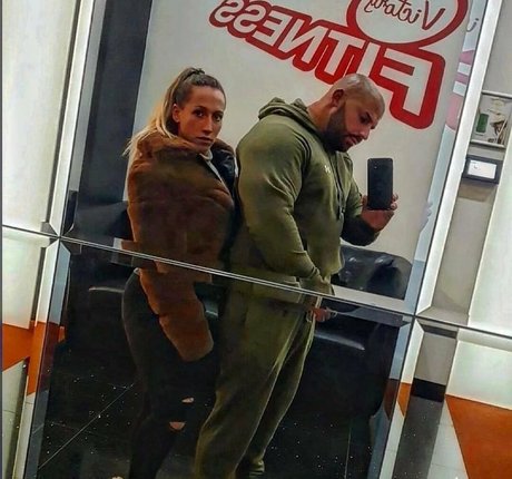 Reni Gendur sexe de star du porno collection