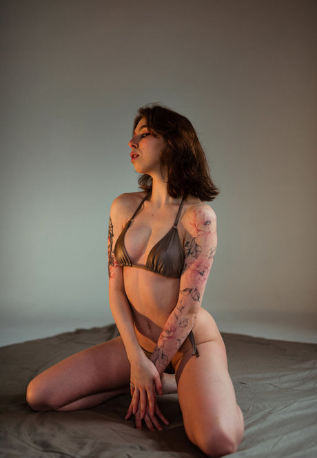 Unique katarina modèle adulte galeries