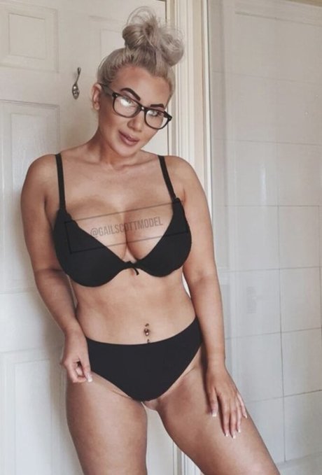 GailScott actrice chaude img