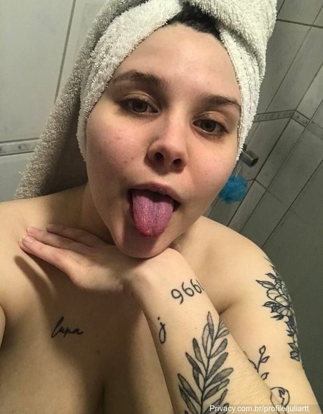 Juliartt modèle érotique image