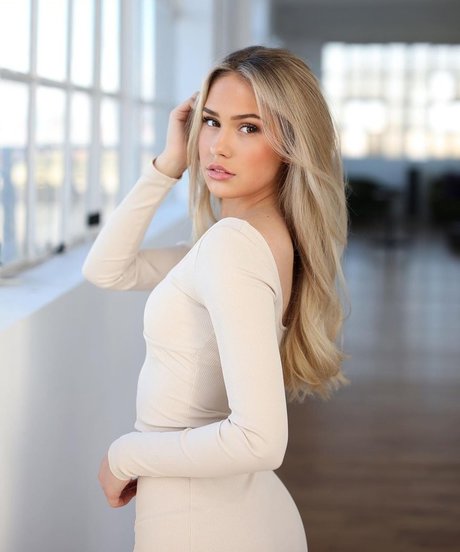 lifewithaliina star du porno nue images