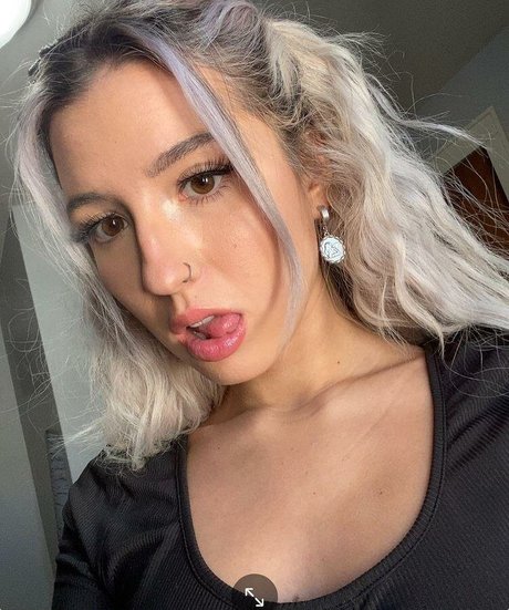 Rubie actrice sexy archive