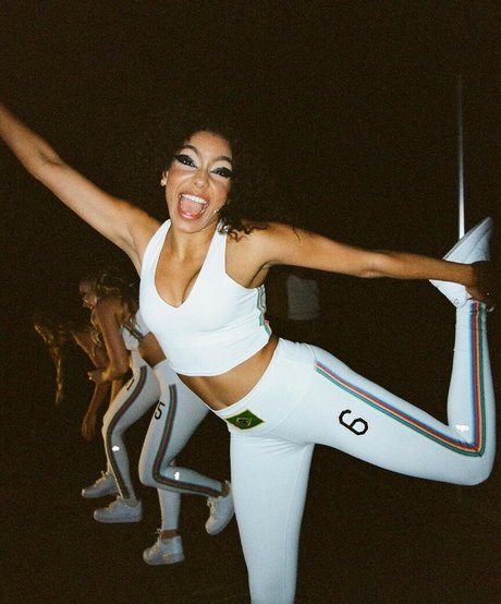 Any Gabrielly étoile parfaite galerie