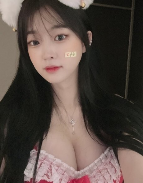 Moonwol0614 modèle xxx img