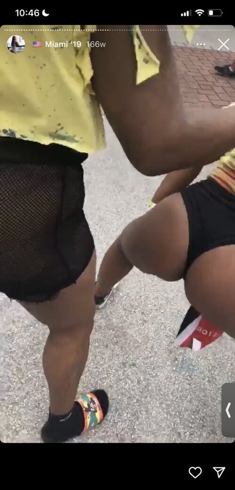 Kasara SweetKK actrice chaude galeries