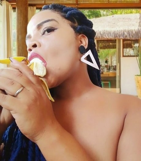 Negraluofc star du porno chaude galerie