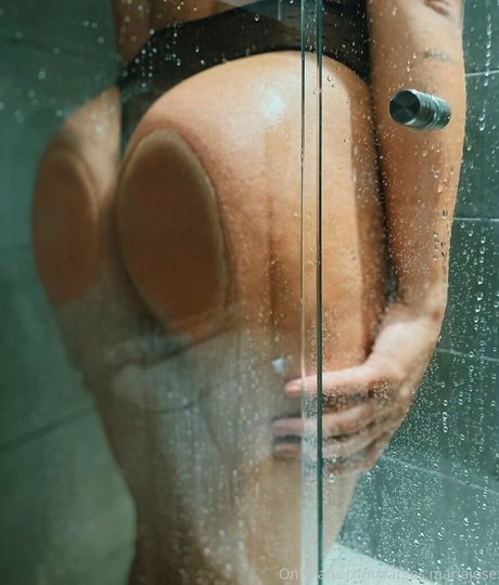 épouse maigre onlyfans assez hd photo