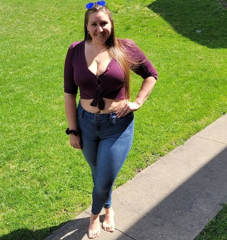 Caityy Cakesss modèle de sexe archive