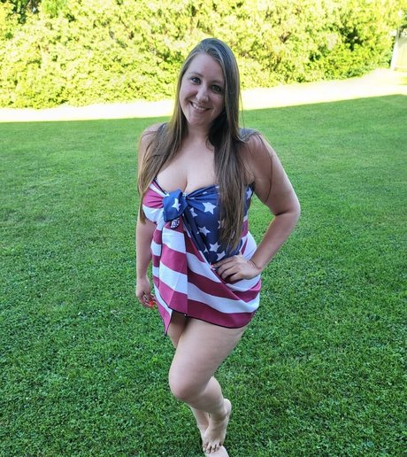 Caityy Cakesss actrice porno photos