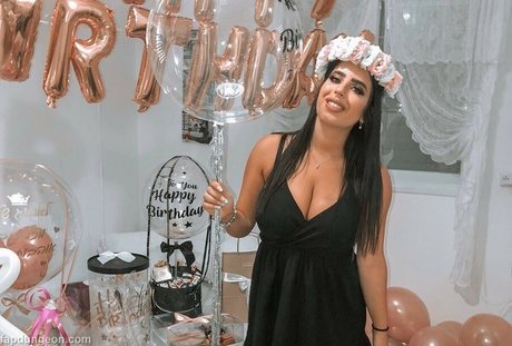 Almog Bismuth actrice érotique image