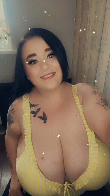 Subbiedee star du porno belle photo