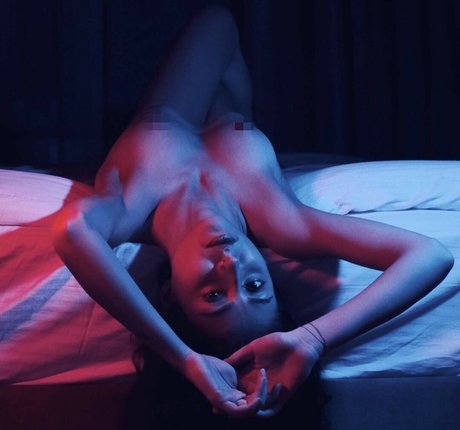 _naissance modèle adulte images