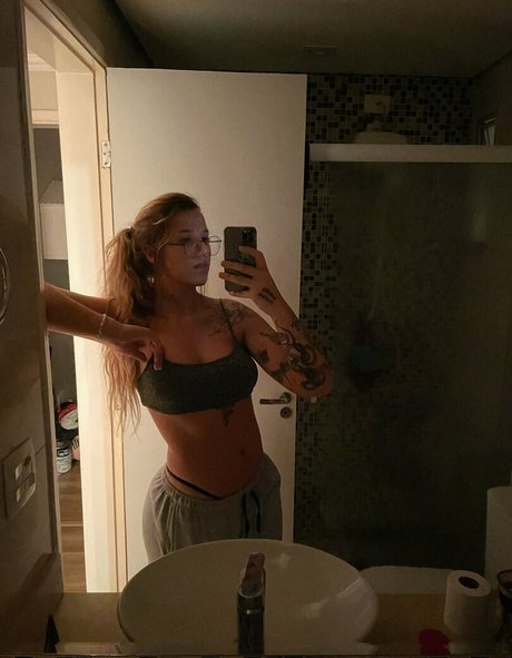 Elanadara actrice de sexe des photos