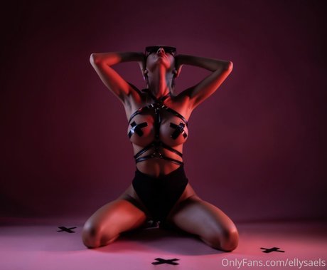 Ellysa Geanina actrice porno img