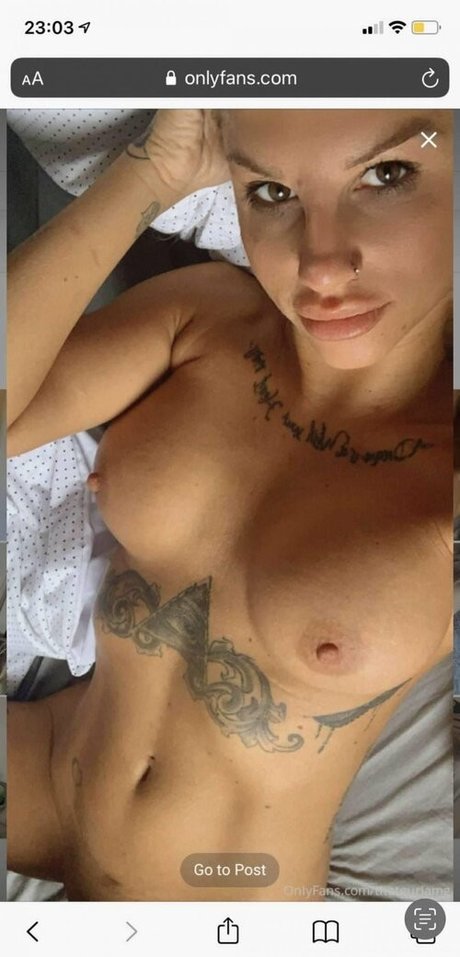 Thatgurlamg actrice érotique galerie