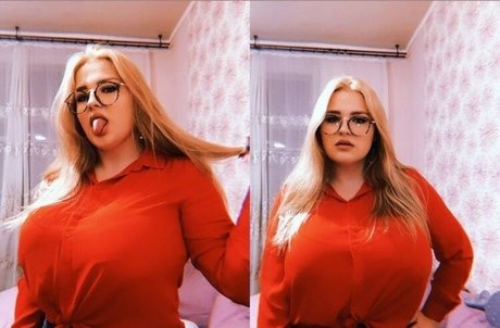 Julia Chegodar haut étoile des photos