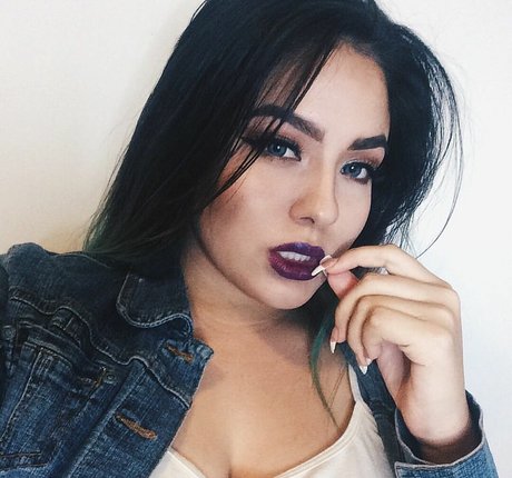 Esmeralda Quintero modèle sympa photos