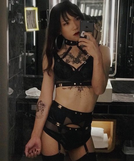 veinimm modèle de sexe photo