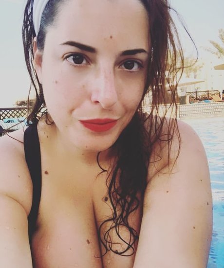 Valeria Vela star du porno adulte archive