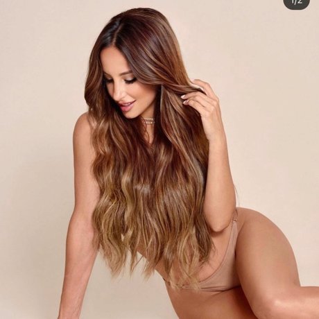 Lourdes Sanchez nus étoiles img