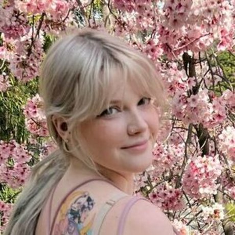 Hanakima modèle adulte des photos