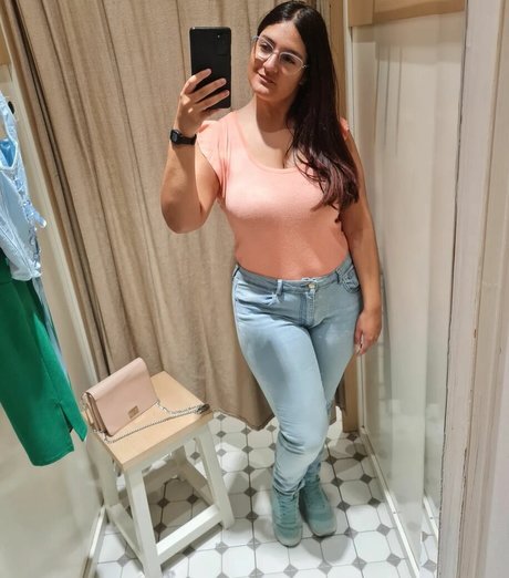 Ann Cygnus art de star du porno collection