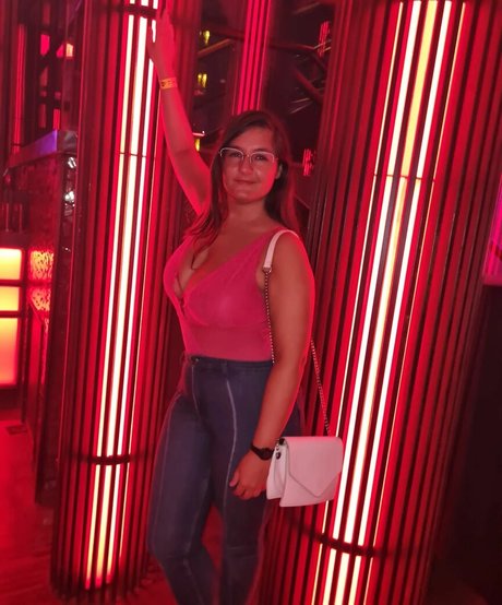 Ann Cygnus étoile adulte galeries