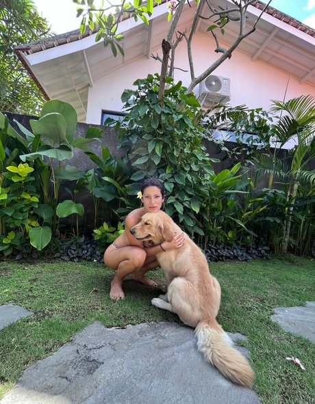 Samantha Katie James star du porno en haute qualité photo