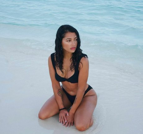 Vanessa White art modèle archive