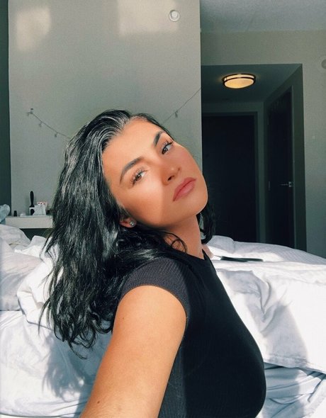 Kylie Manue modèle adulte galeries