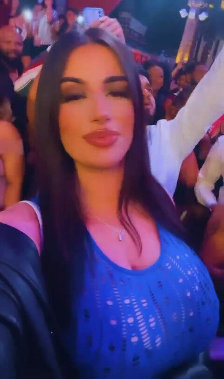 Ciara Lennon beau modèle archive