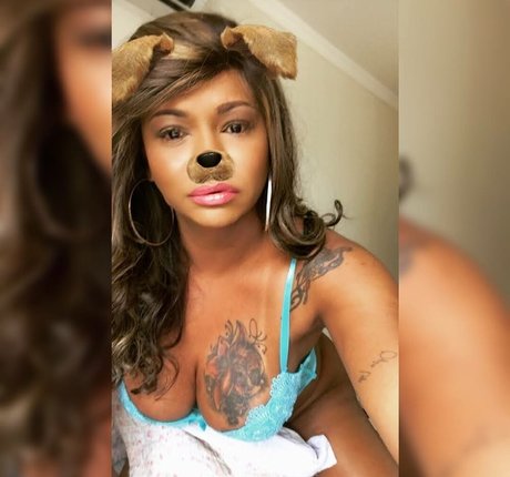 Karol Salles star exclusive images