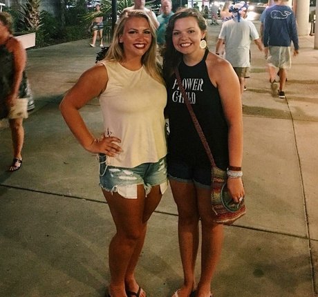 Hayden Buchko actrice parfaite galeries