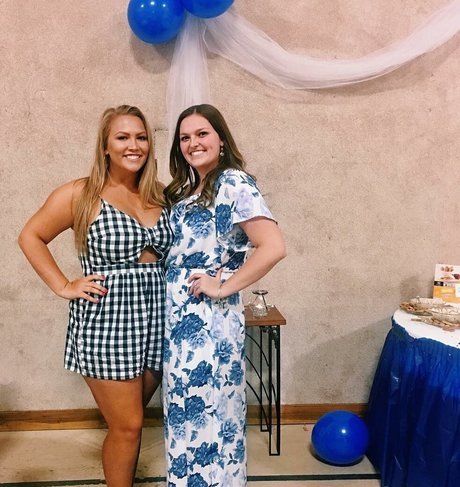 milf blonde aux courbes onlyfans sexe nu photo