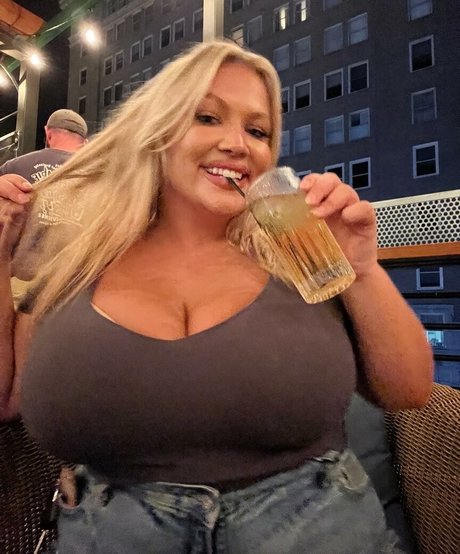 Hayden Buchko sexe de star du porno images