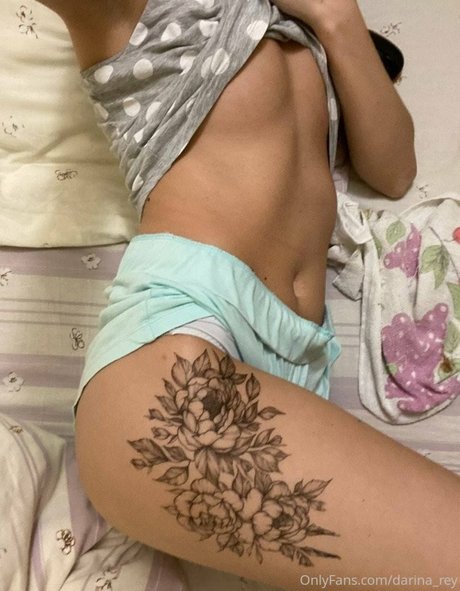 Darina Rey modèle porno galeries