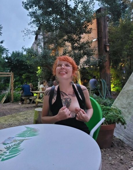 sweetfaebelle star du porno gratuit des photos