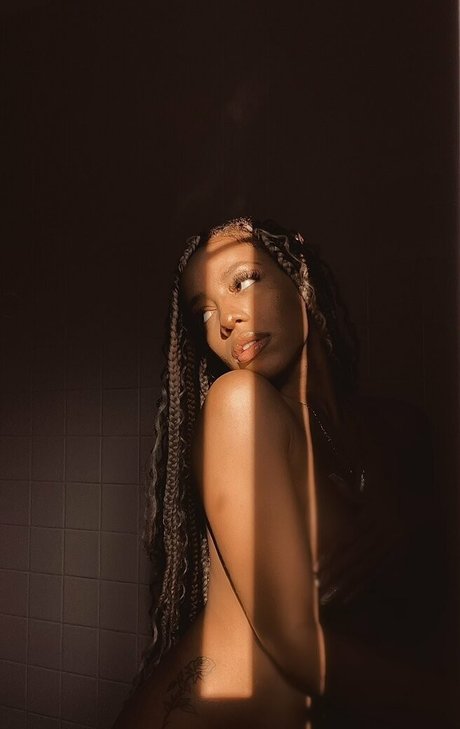 filles dentraînement uniquementfans nu image