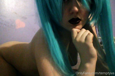 TemptyVA actrice hd photo